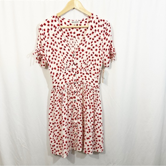 NWT Billabong Twist Twirl Button Down Short Sleeve Floral Dress - Picture 3 of 12